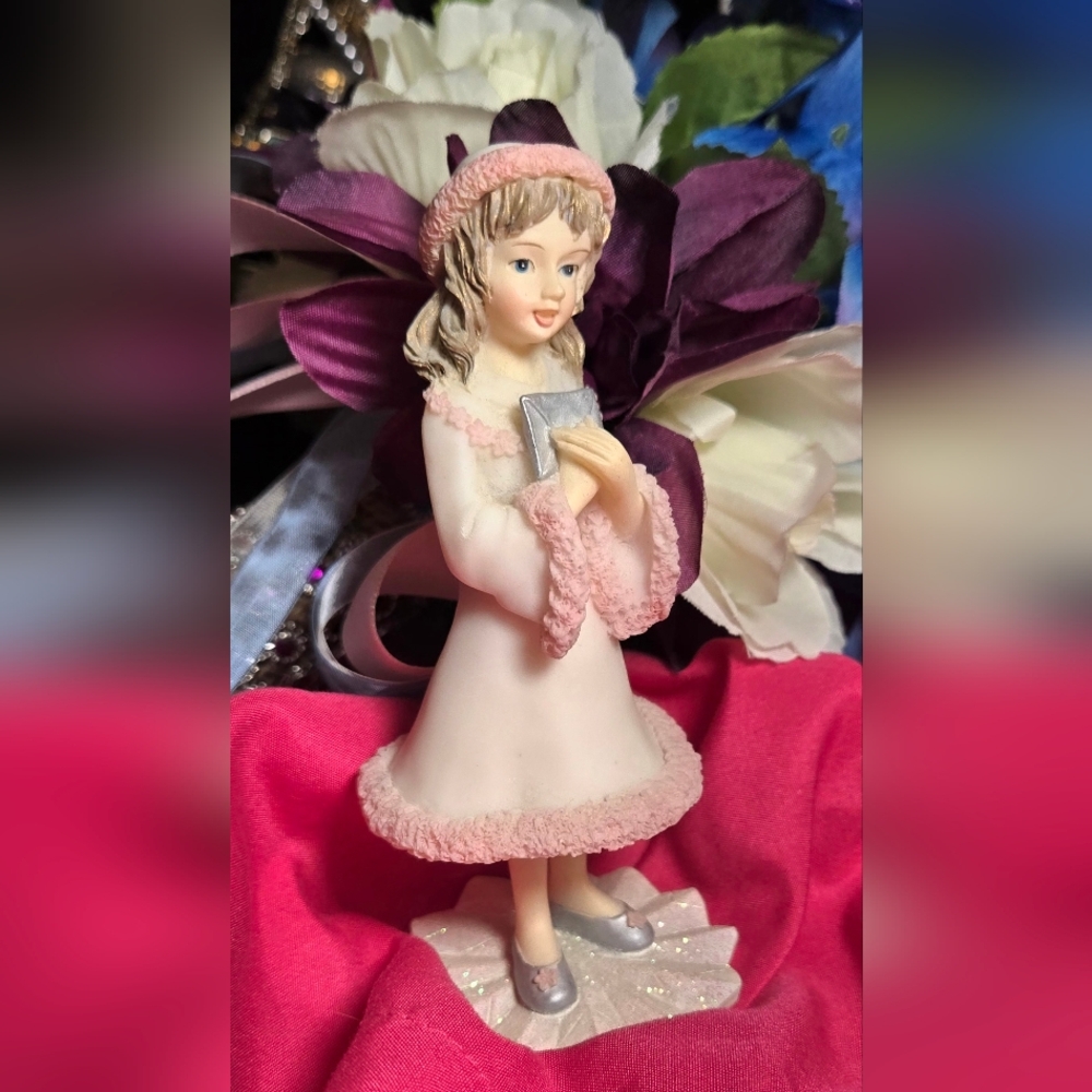 The Snowflake Fairies - "JULIET"   EUC